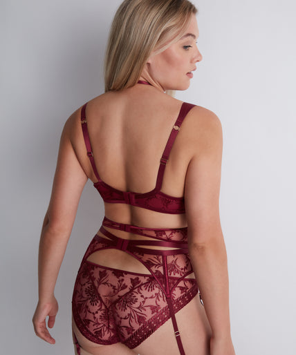 Aubade Magnetic Spell Suspender in Crimson Red